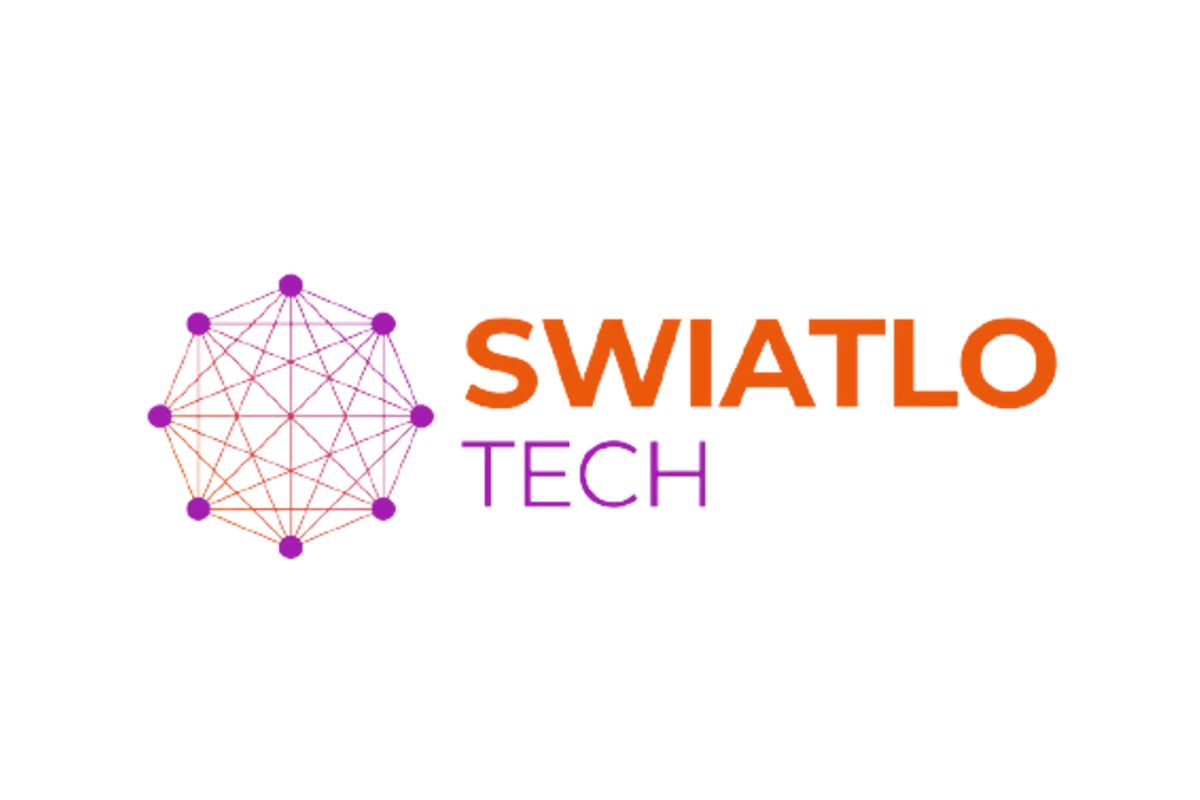 SWIATLO TECH